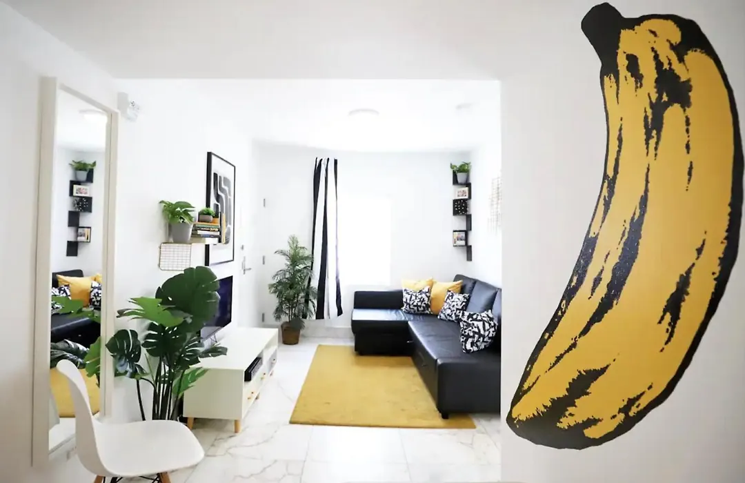 South Beach 2 Bedroom Family & Pet Friendly Apartment With Balcony & Free Parking-1