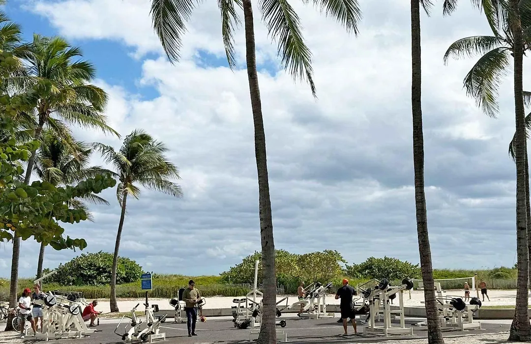 South Of Fifth Studio Steps To Beach On Ocean Drive-1