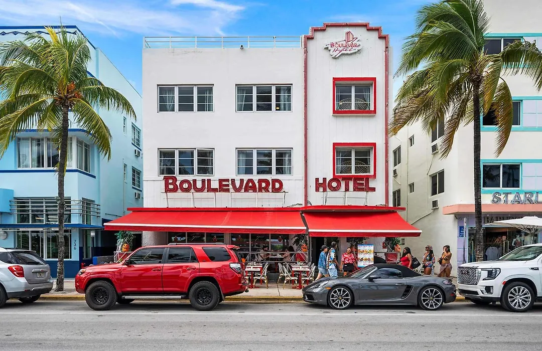 Ocean Drive Oasis In Art Deco District Of South Beach-1