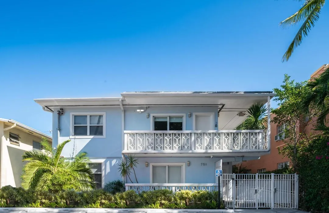 South Beach Studio Free Parking Walk To Ocean Drive-1