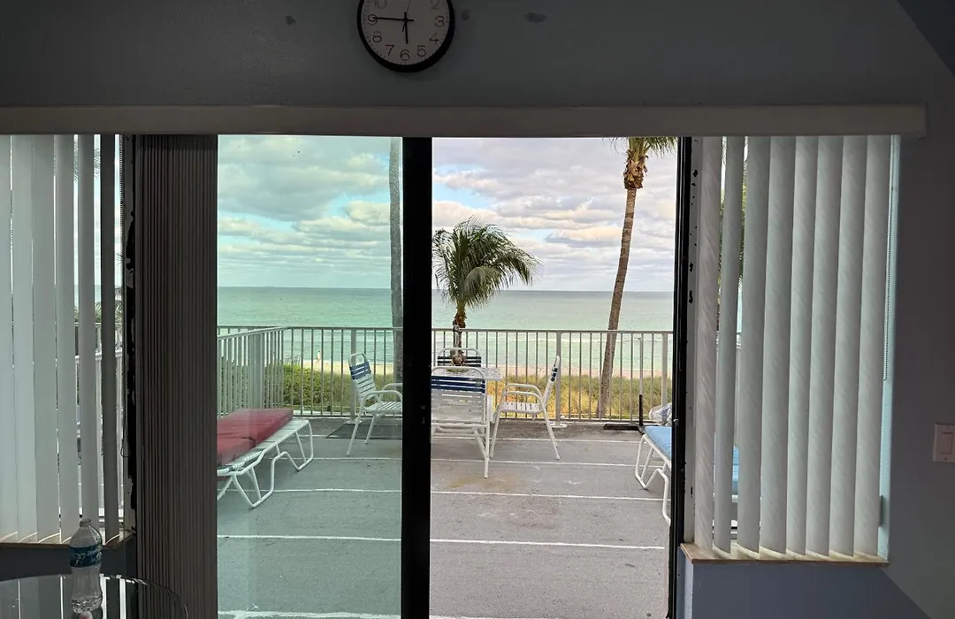 Ocean Front Units At Miami Beach-1