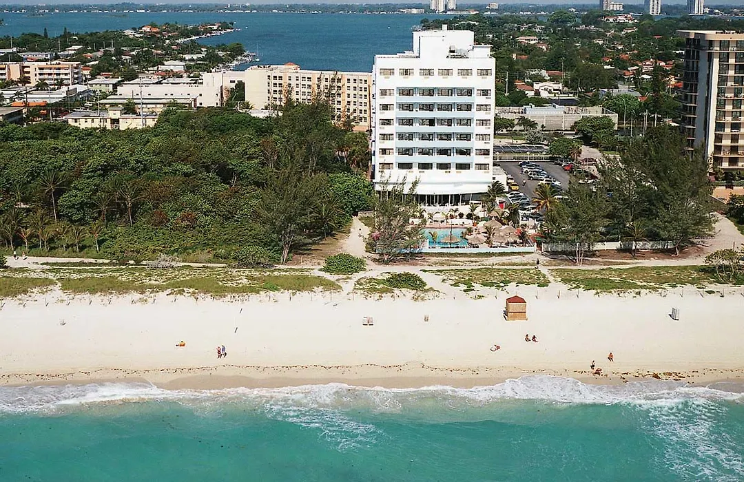 Howard Johnson Plaza Miami Beach North-1