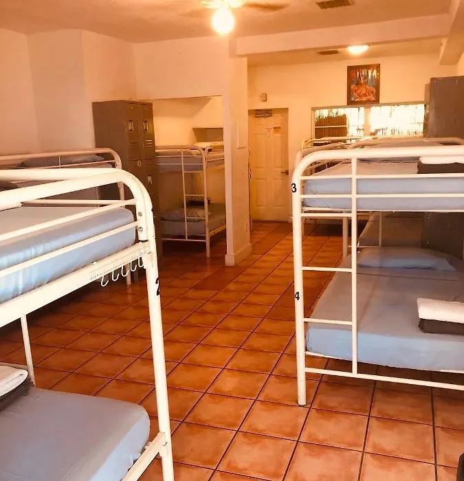 Miami Hostel-1