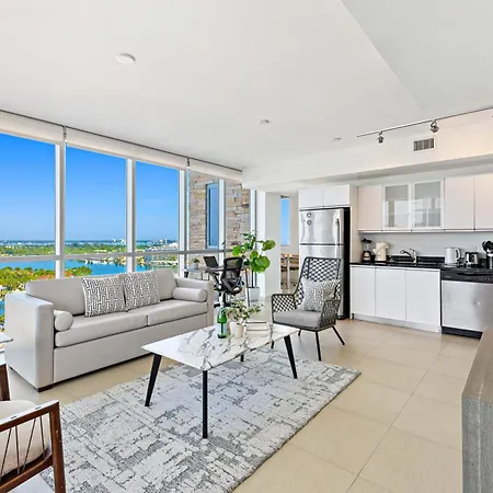 Dharma Home Suites Miami Beach At Monte Carlo-3