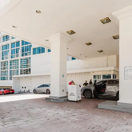 Beachfront Miami Beach Studio With Spectacular Ocean Views-2