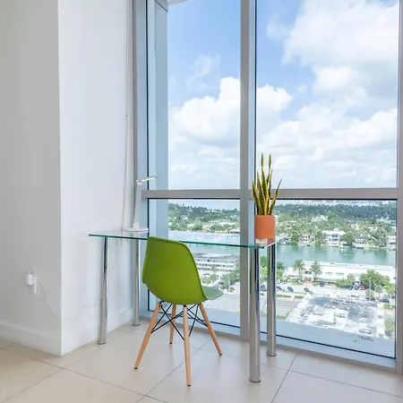 Bluebird Suites Monte Carlo Miami Beach-3