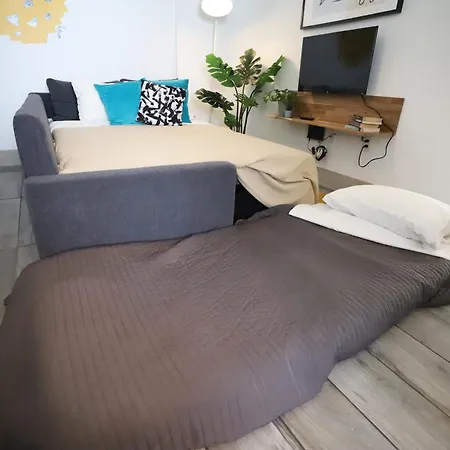 South Beach Steps To Ocean Drive Free Parking & Pet Friendly-3