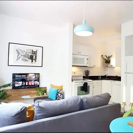 South Beach Steps To Ocean Drive Free Parking & Pet Friendly-2