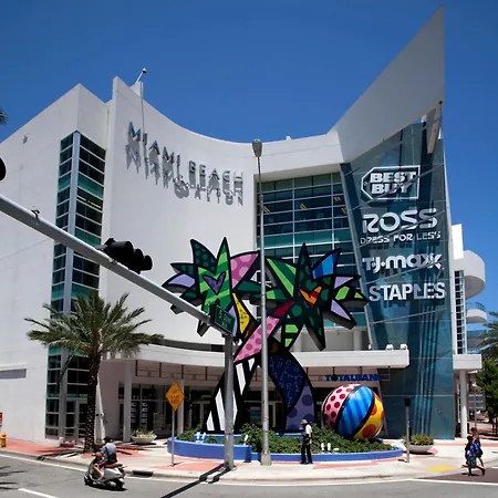 South Beach 2 Bedroom Family & Pet Friendly Apartment With Balcony & Free Parking-2