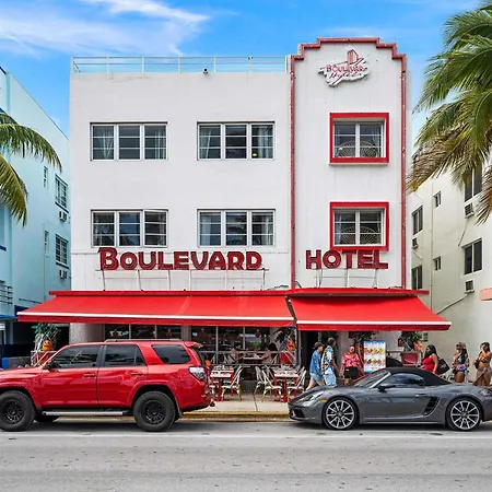 Ocean Drive Oasis In Art Deco District Of South Beach-2