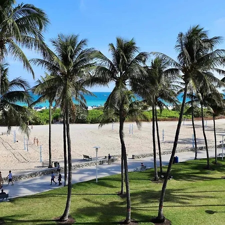 Ocean Drive Steps To Sea In South Beach With Free Parking-2