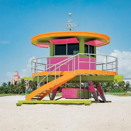Townhouse In Heart Of South Beach Miami Steps To Sea-3