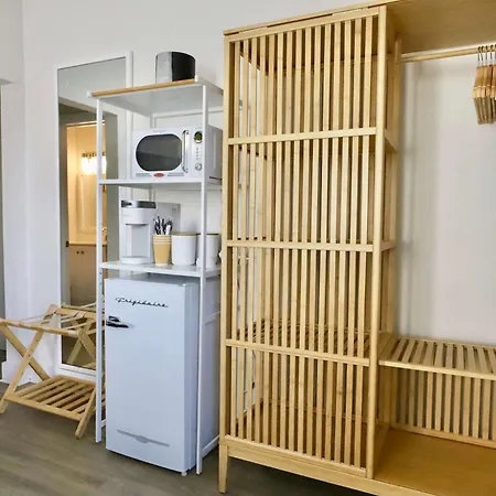 South Beach Suite In South Of Fifth Neighborhood Across From Miami'S Best Beach-2
