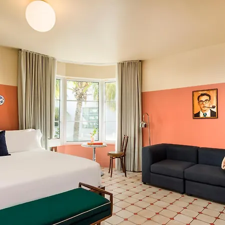 Hotel Trouvail Miami Beach-3