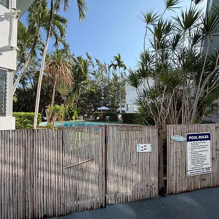 Bay Harbor Boutique Vacation Rental-3