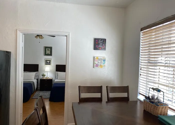 Miami Beach Rooms B&B, United States