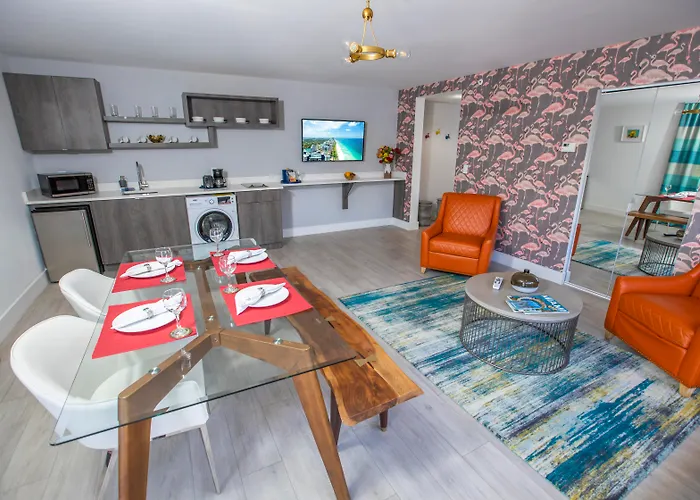 Waterside Hotel And Suites Miami Beach