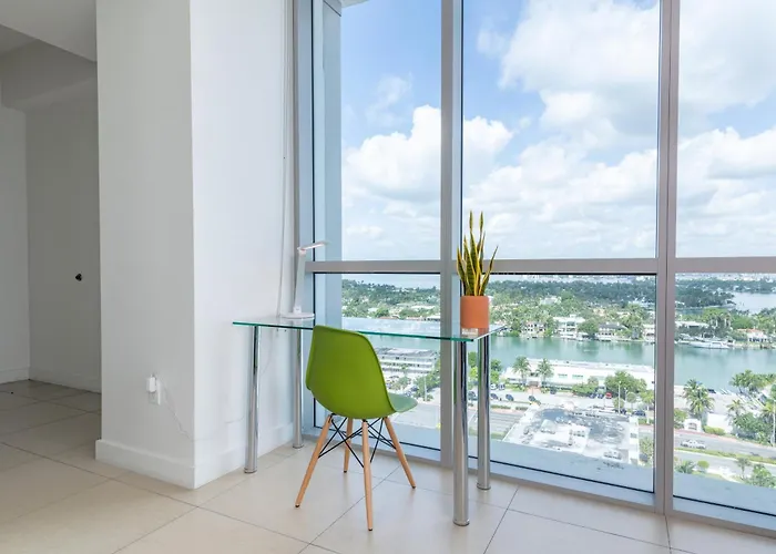 Bluebird Suites Monte Carlo Miami Beach