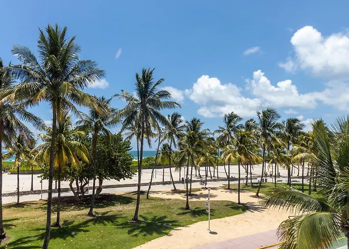 Pelican Hotel Miami Beach