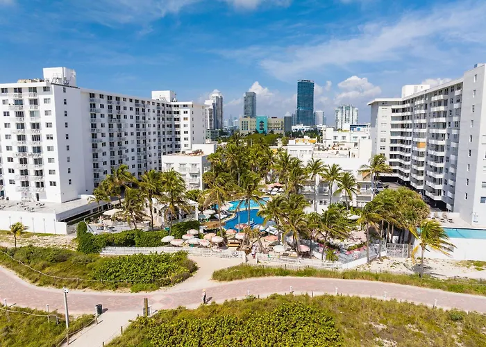 The Savoy Hotel & Beach Club Miami Beach