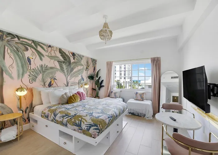 Ocean Spray Hotel Miami Beach