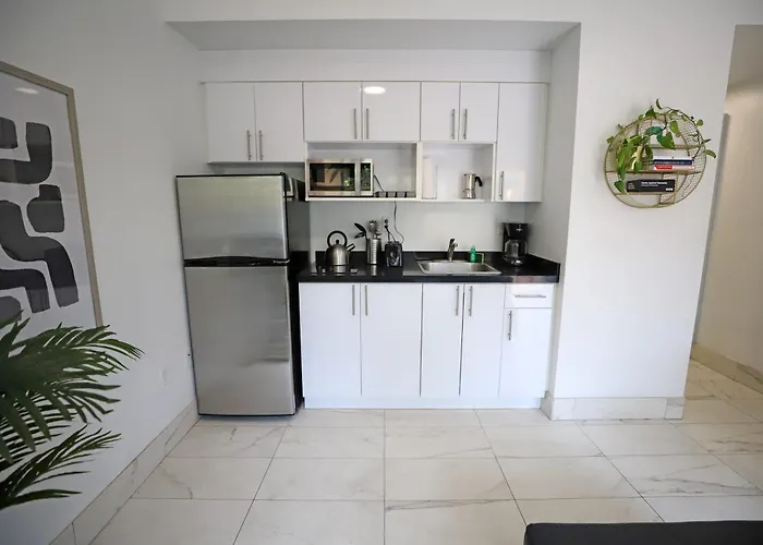Family Pet Friendly Apartment 3 Minute Walk To Miami Beach, Estados Unidos