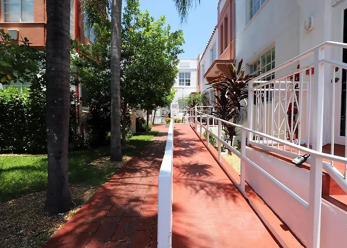 South Beach 2 Bedroom 2 Bathroom Steps To Ocean Drive
