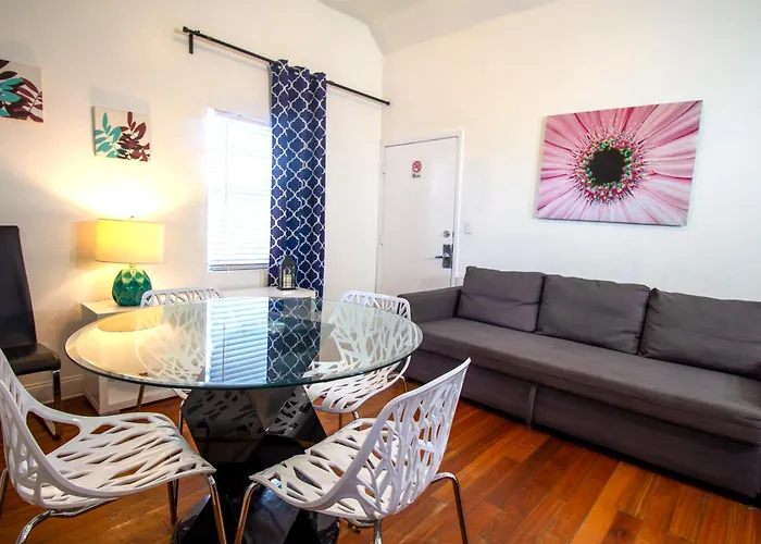 Hispaniola Apartments Part Of The Oasis Casita Collection