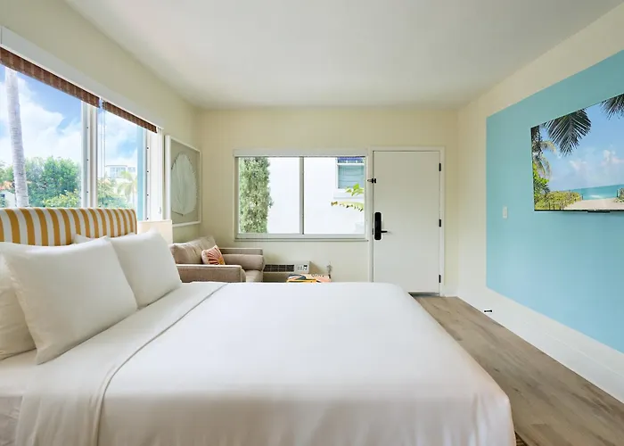 Aloha Fridays Hotel Miami Beach