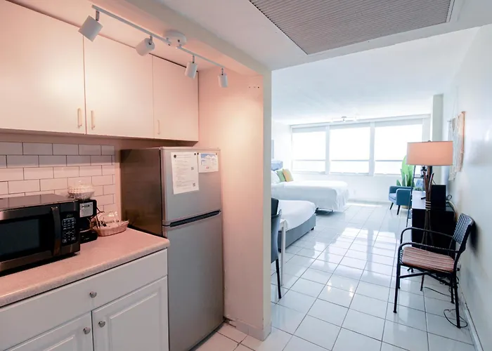Castle 1733 Ocean View Studio With Direct Beach Access, Pool, Tennis & Free Parking Miami Beach, Estados Unidos