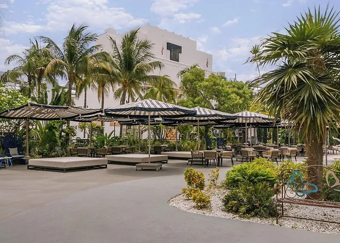 Kenmore Village Hotel, South Beach Miami Beach