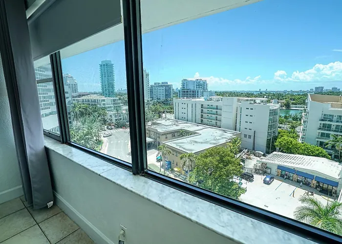Deluxe Studios And Apartments At The Casablanca Miami Beach