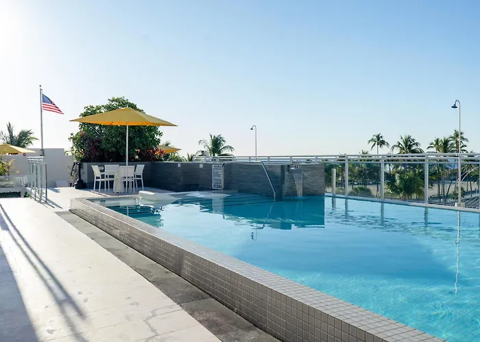 Leslie Hotel Ocean Drive Miami Beach, United States